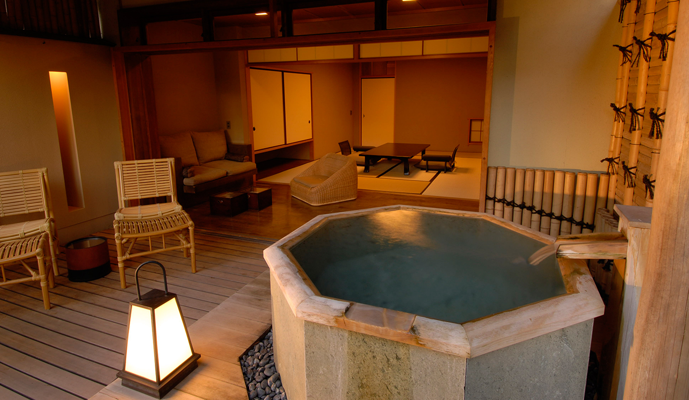 Room with Open-air Bath Suzukake