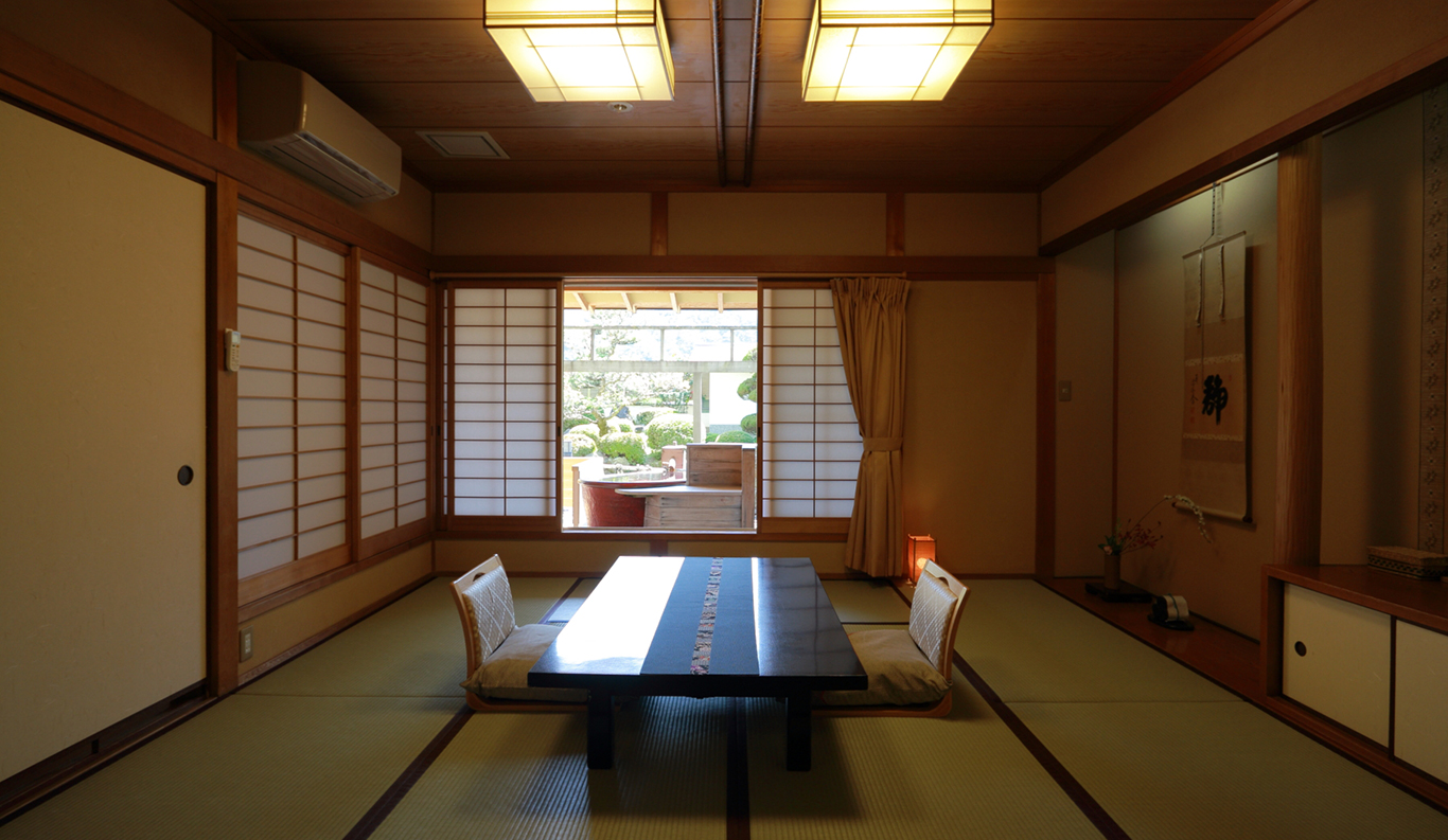 Room with Open-air Bath