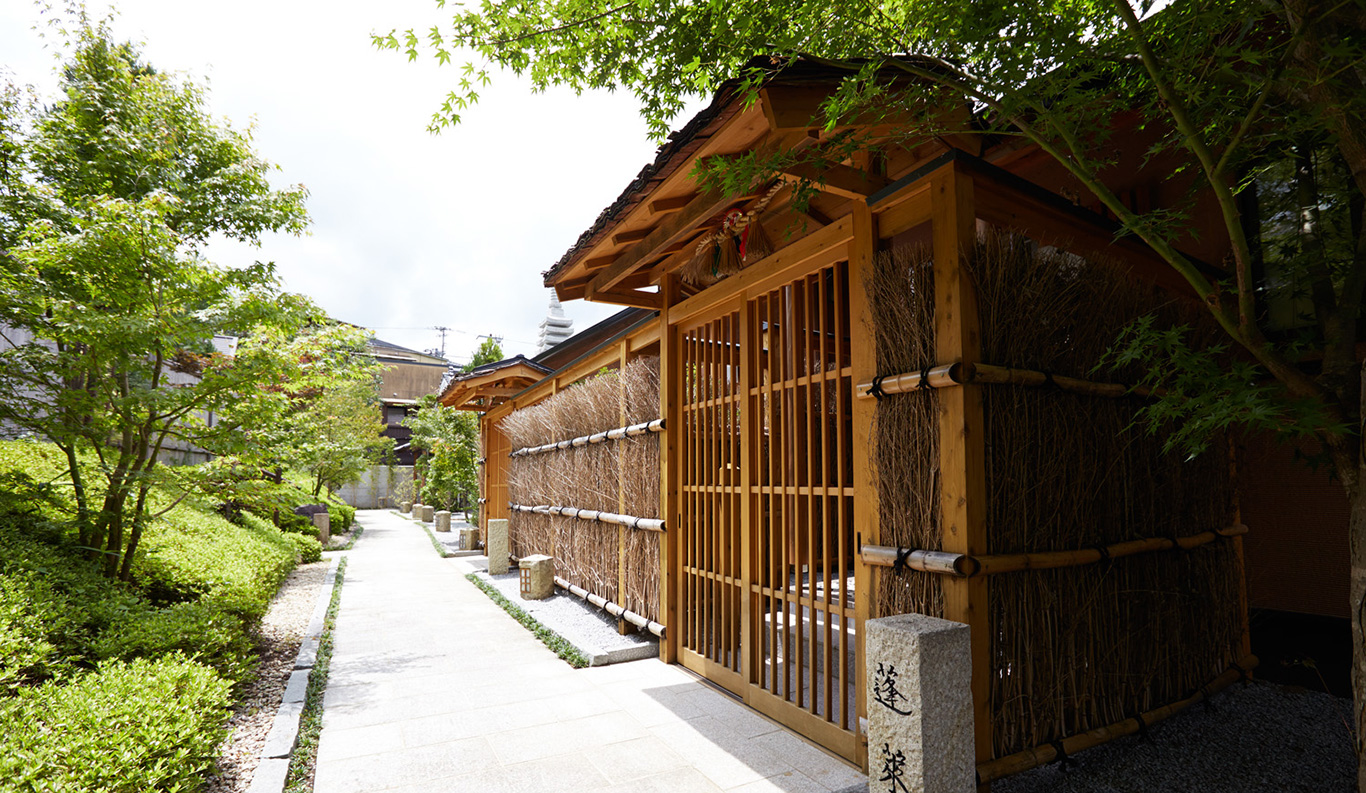 Japanese-Western Style Room with Open-air Bath Villa Hourai