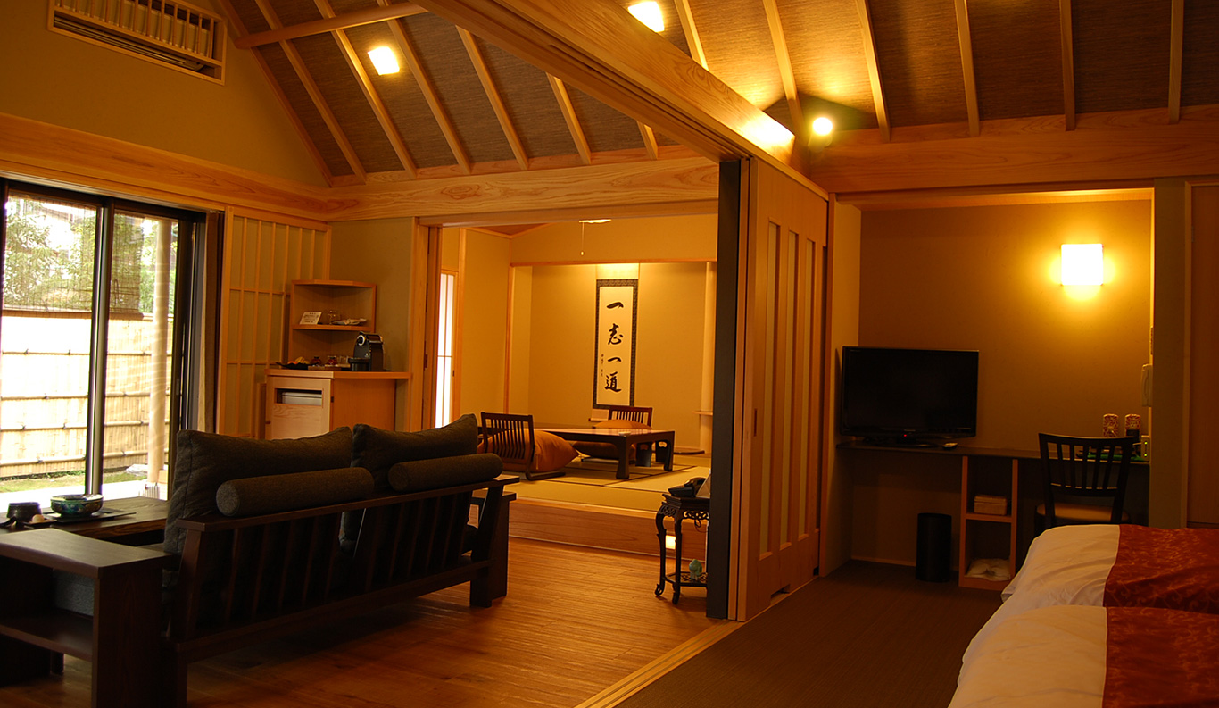 Japanese-Western Style Room with Japanese Garden and Open-air Bath Villa Tsukuyomi
